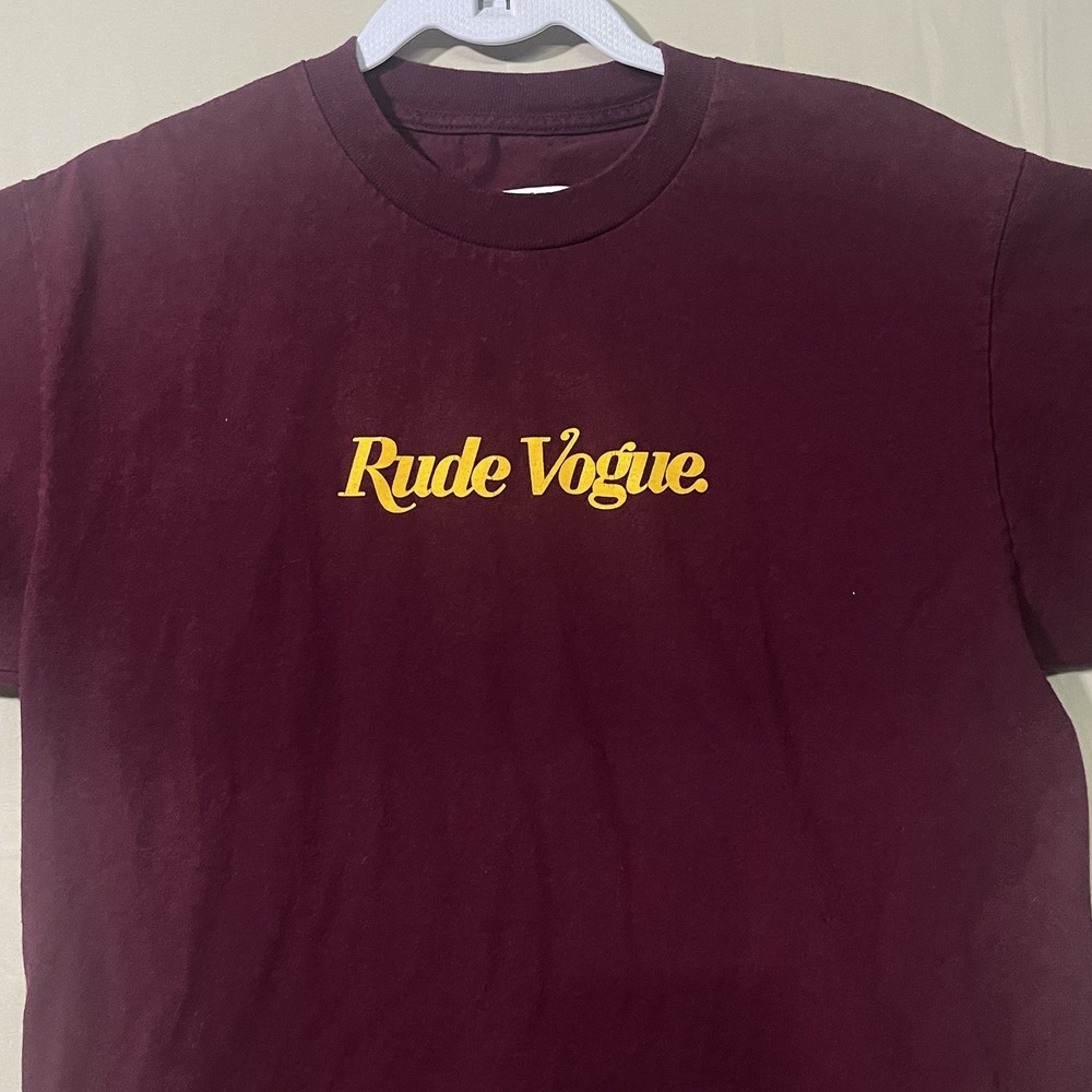 Rude Vogue - Graphic Logo Streetwear T-Shirt Maroon Size Medium